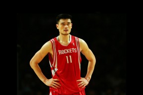 Milan sports-体坛双星闪耀—阿扎伦卡惊艳问鼎，尤文图斯未来可期